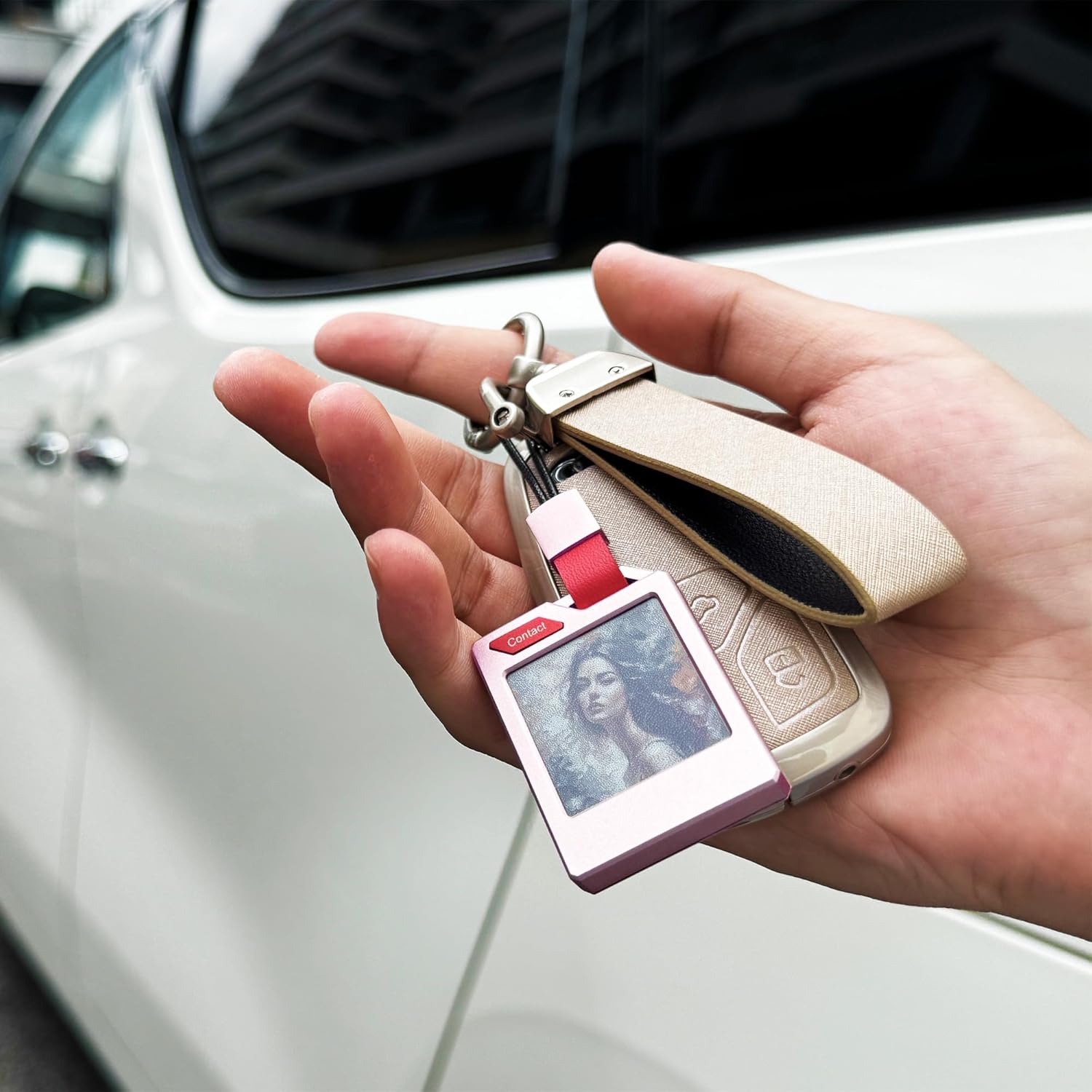 The ChromaTag E-Ink Bluetooth Tracker